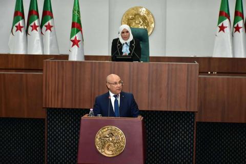 الجزائر تستعد لإطلاق منطقة حرة على مستوى ميناء