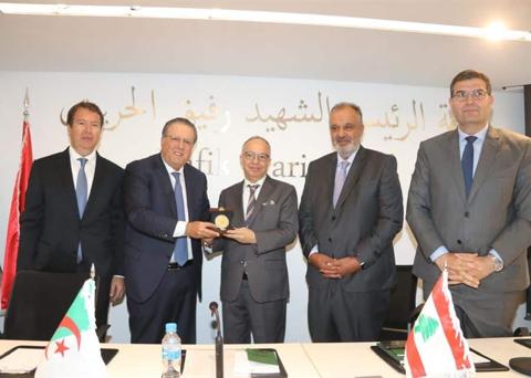 سفارة الجزائر بلبنان تستعرض فرص الاستثمار