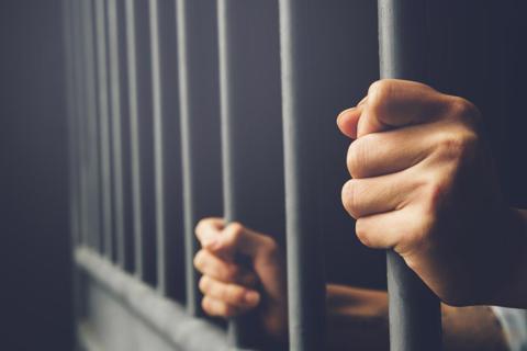 حبس 37 شخصا في أحداث ملعب حملاوي بقسنطينة