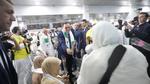 تبون يدعو حجاج الجزائر ليكونوا سفراء الوطن