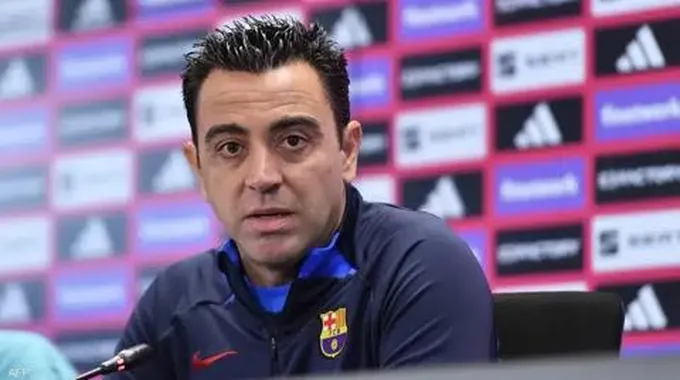 مدرب نادي برشلونة تشافي يتضامن مع فلسطين