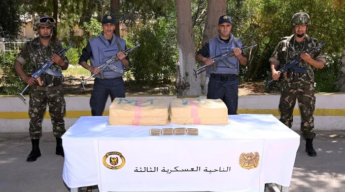 جهود الجيش في مكافحة المخدرات والإرهاب